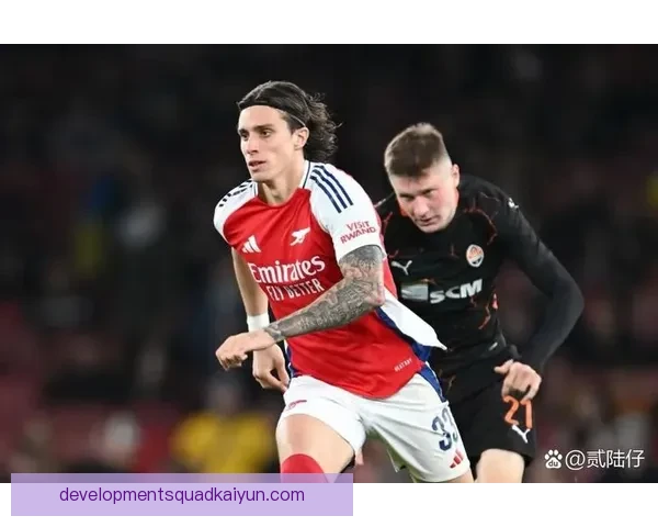 阿森纳中场组织能力稳健，球队传控配合持续提升值得关注