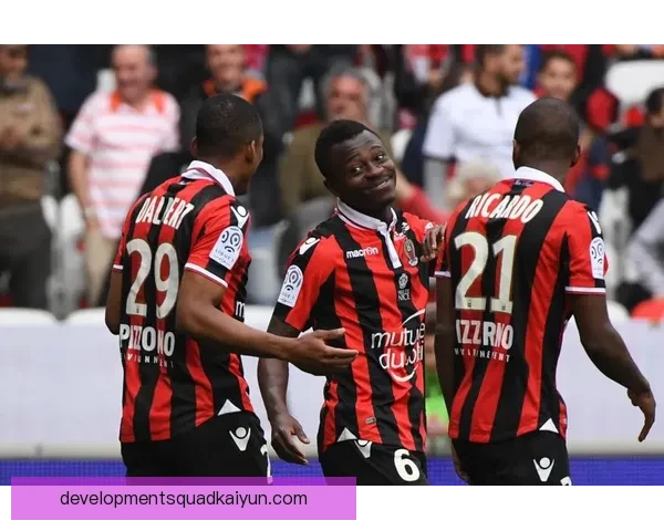 欧协联赛场西汉姆联近期表现稳健，竞争力增强值得关注